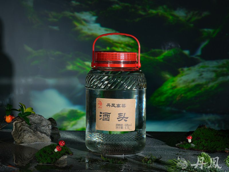 60°LUTUBE视频在线观看酒头